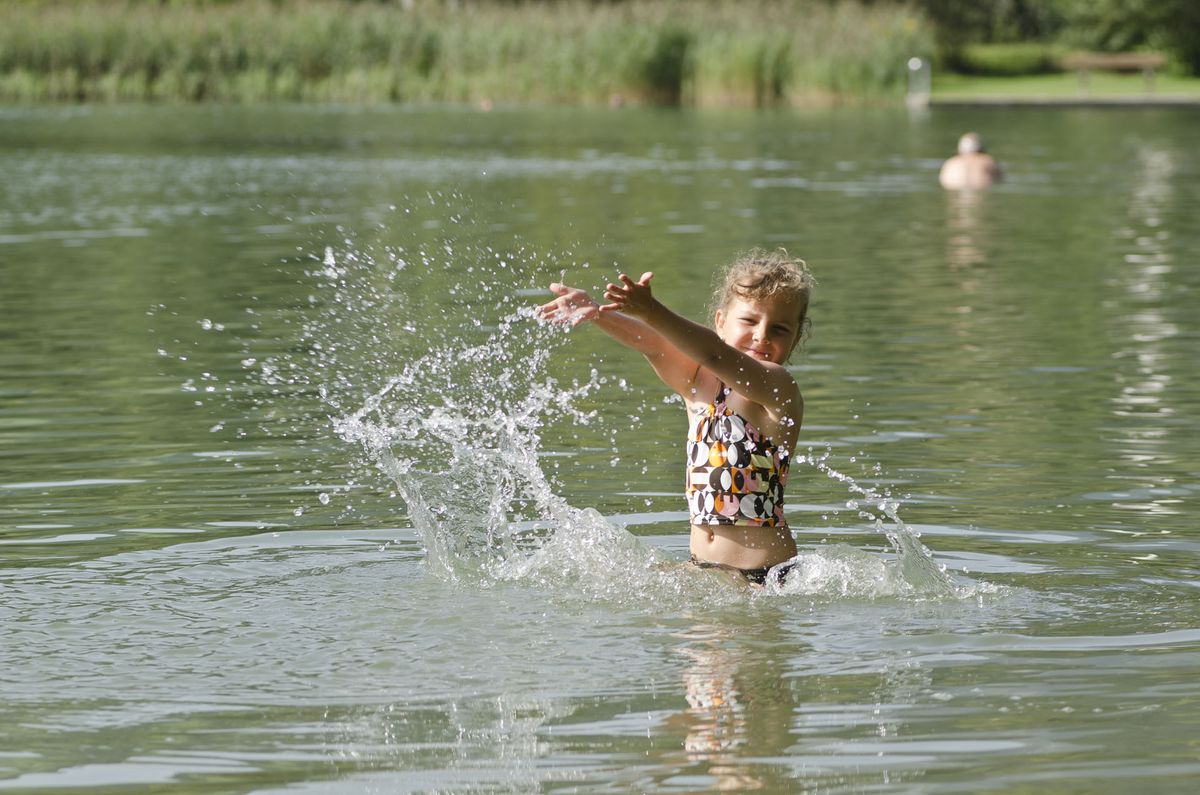 Kind im Wasser